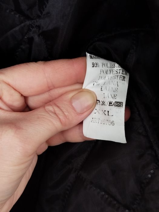 Piękny włoski czarny płaszczyk w rozmiarze XXL