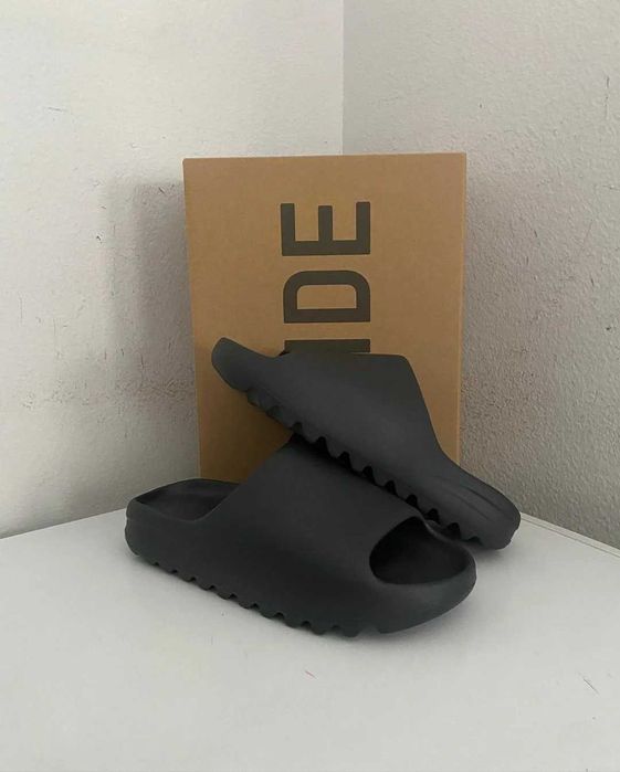 Adidas Yeezy Slide Czarny 46