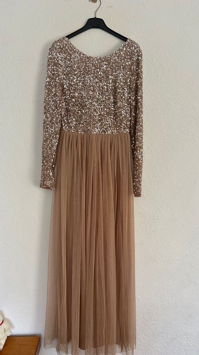 Бежево-золоте вечірнє плаття