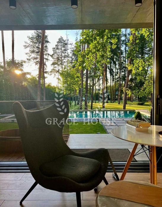 Аренда сучасного будинку в с.Старі Безрадичі новообухівського напряму