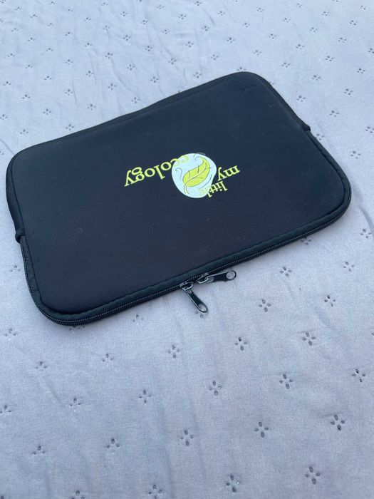 Etui na duży tablet 10" / Piankowe Czarne