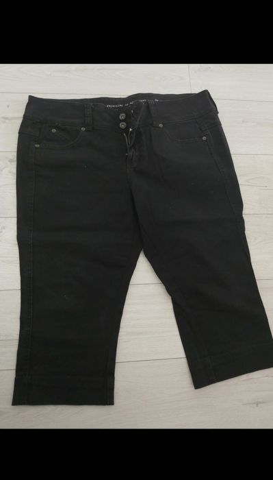 Czarne damskie jeansowe rybaczki Love Label L/40