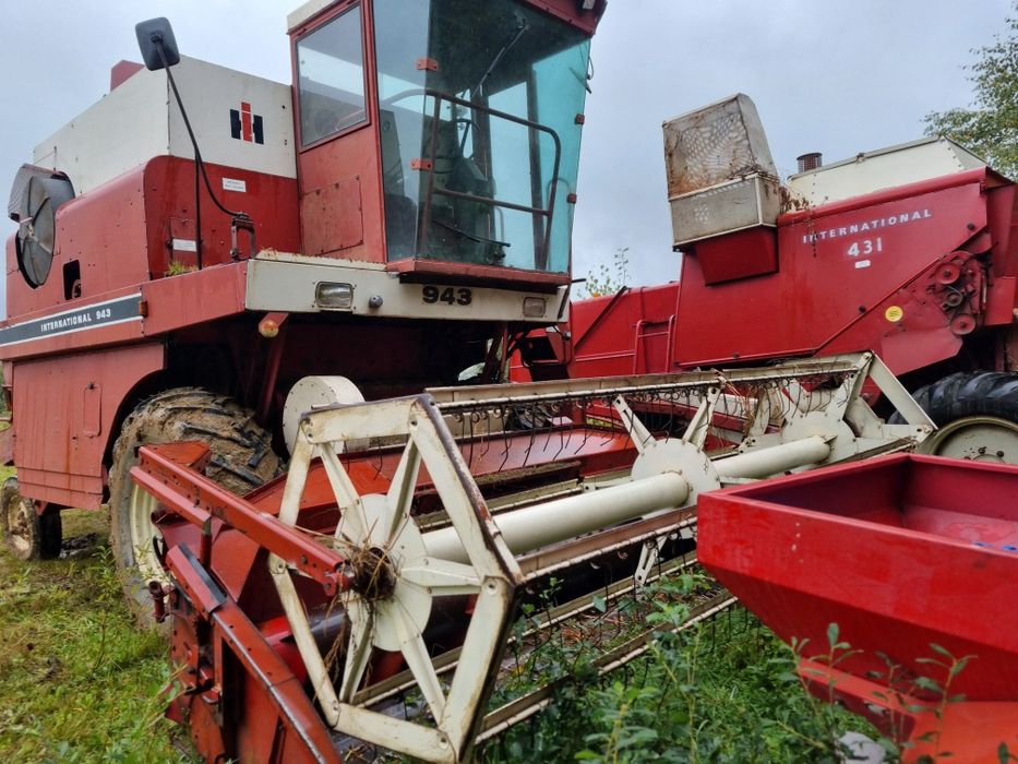 Kombajn International 943