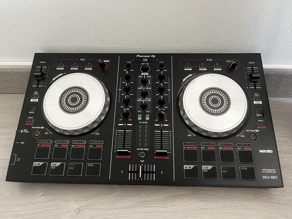 Pioneer DDJ-SB2 - DJ Controller