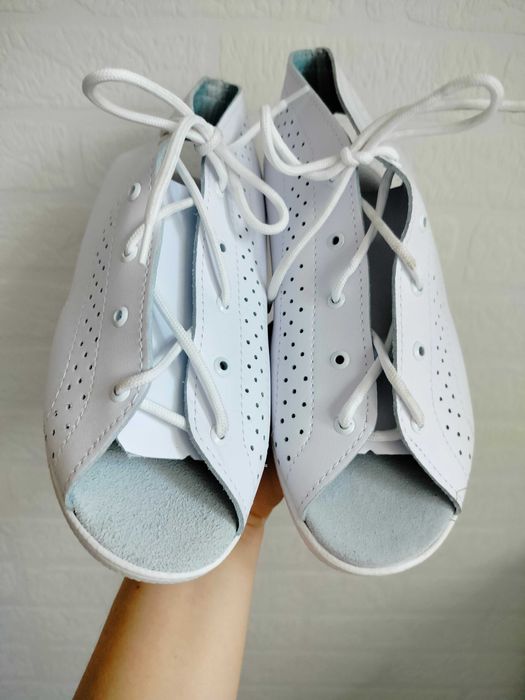 Obuwie robocze trzewiki Medibut rozmiar 35 22,50cm BMPROFI