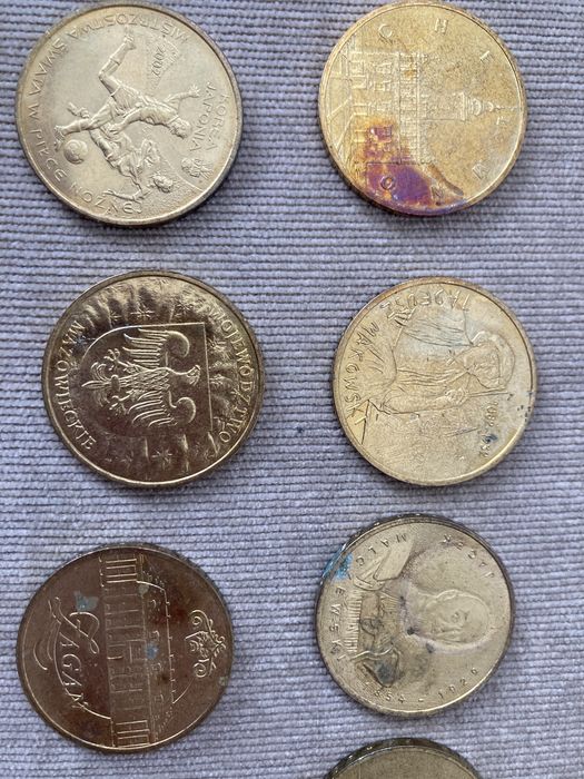 14 sztuk monet po 2 złote