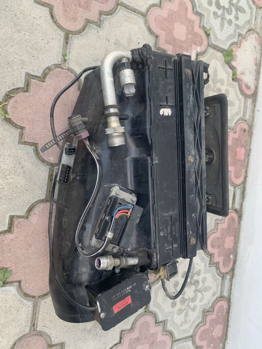 Корпус кондиціонера датчик випарник Audi a6 c4 100 c4