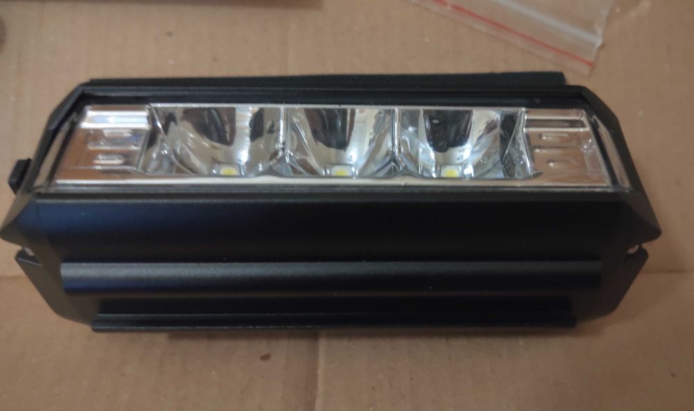 Купити Велофару OFFBONDAGE EOS 610 потужний ліхтар 900lm люменів, нова