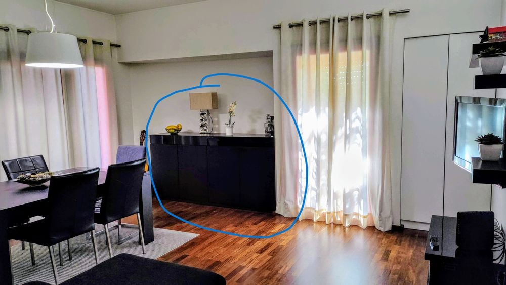 Mobília de sala (mesa de jantar + aparador)