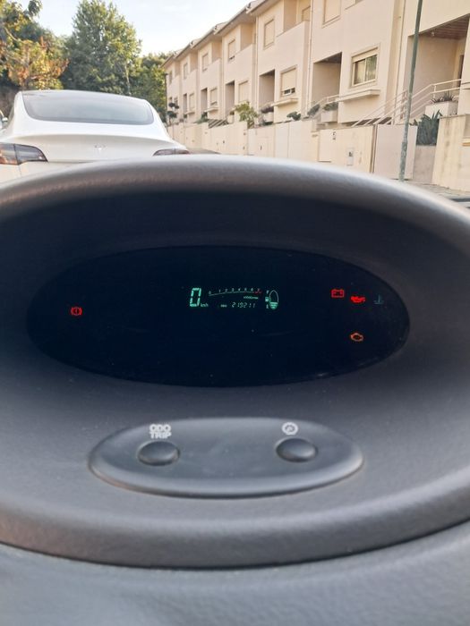 Toyota Yaris 1.0 gasolina 2001