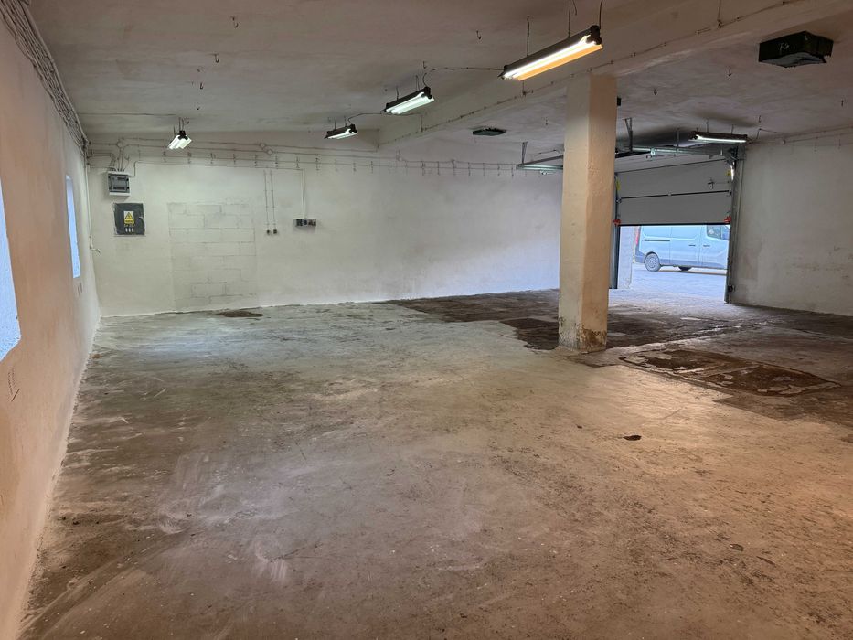 Wynajmę hale z kanałem o pow. 75 i 145 m2