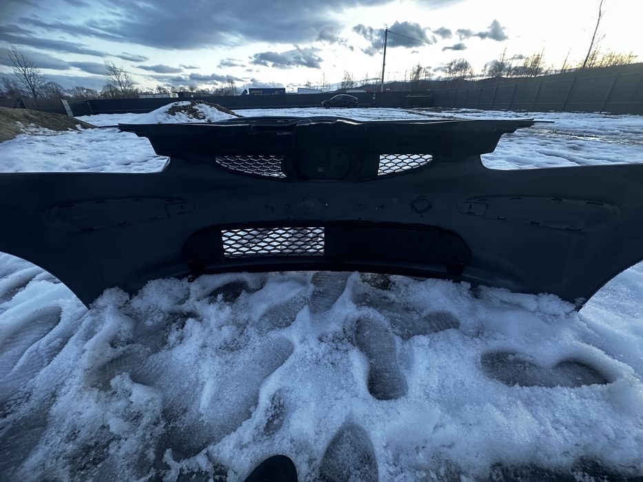 Бампер передній Toyota Aygo тойота айго