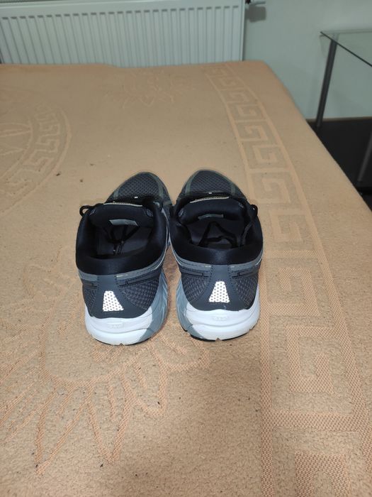 Кросівки Brooks Addiction 13