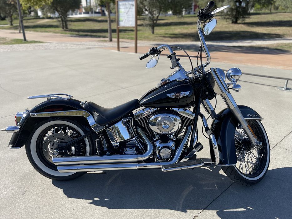 Harley softail deluxe