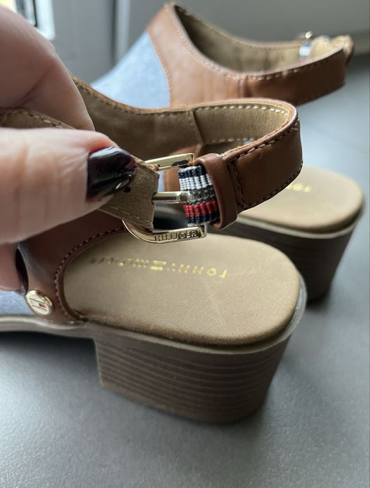Жіночі босоніжки Tommy Hilfiger