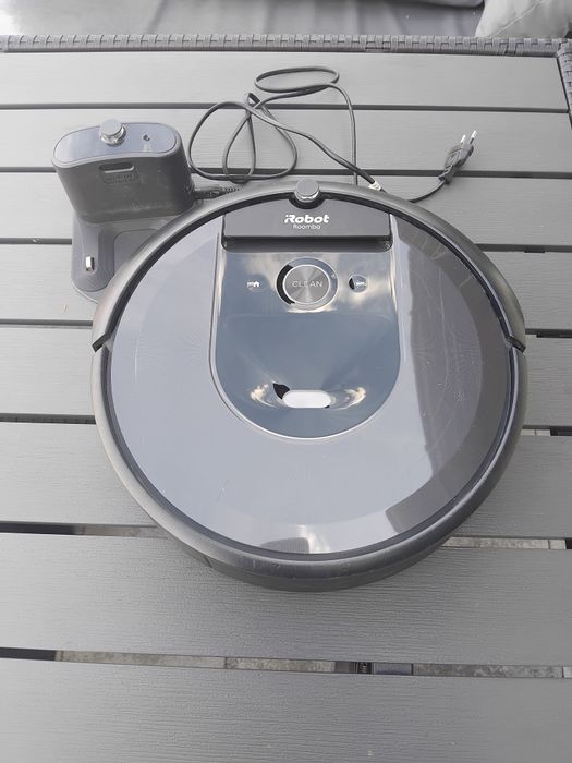 Odkurzacz IRobot roomba i7