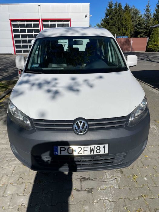 Samochód VW Caddy 2,0 TDI rocznik 2012 r.