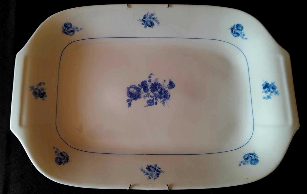 Travessa Centenária da Vista Alegre em bom estado