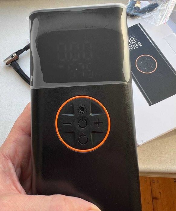 Портативний компресор для авто