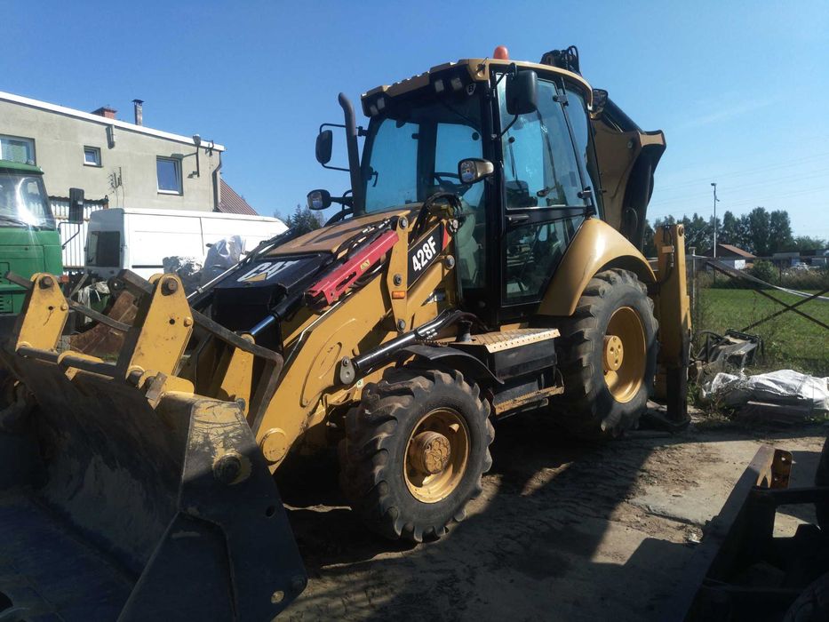 Usługi koparką, ładowarką, koparka Stargard i okolice Transport ziemi.