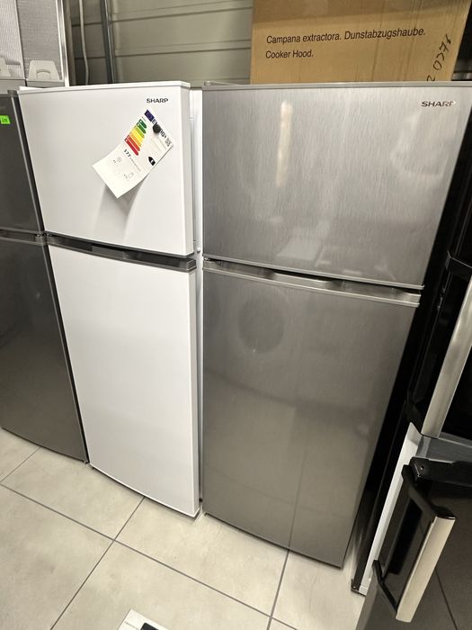 Lodowka sharp 145 cm serbrna  NOWA