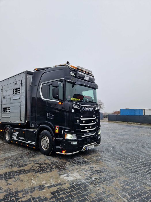 Scanie S580 V8 2017r automat, cała na poduszkach