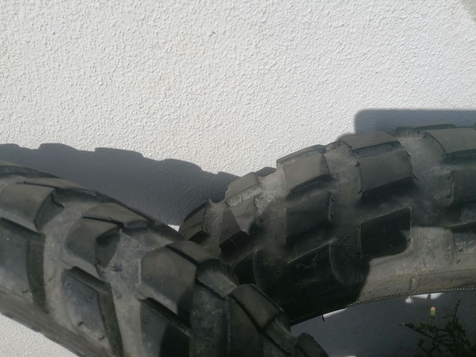 Pneus mota Michelin e karoo