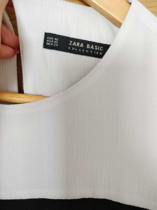 Blusa preta e branca ZARA