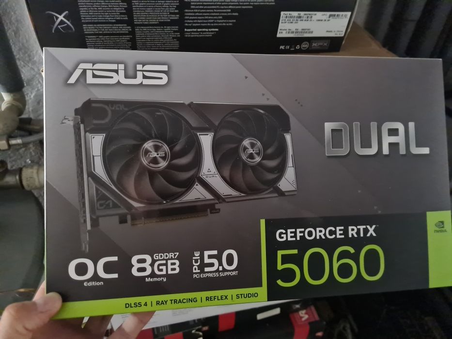 Karta Asus  rtx 5060 na gwarancji