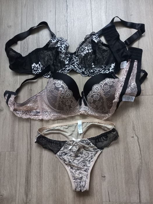 Biustonosz, stanik nowy 85D, 90D 35 zł za zestaw