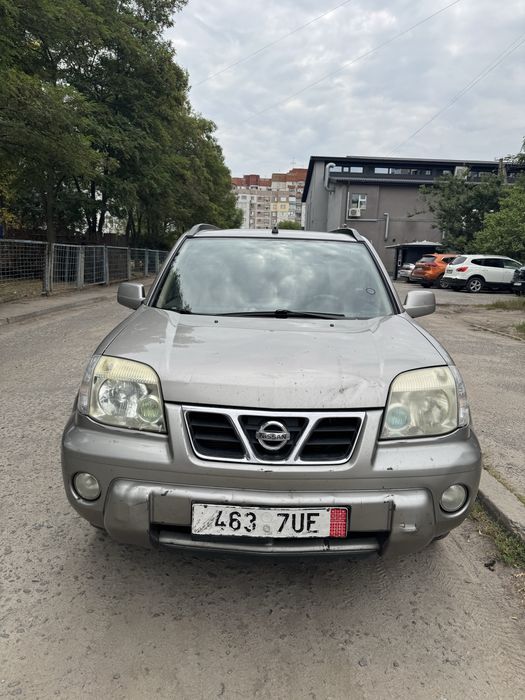 Кросовер Nissan X-trail