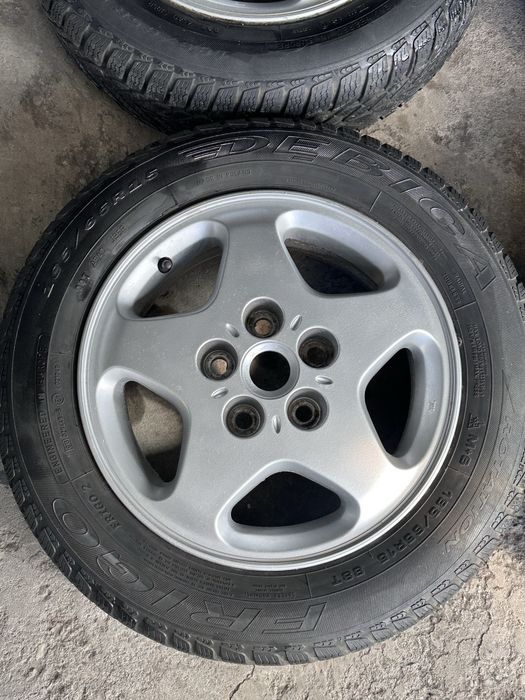 Felgi z oponami 114.3, R15