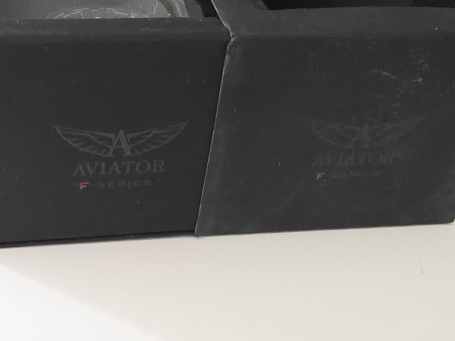 Zegarek aviator f-series AVW8974G76