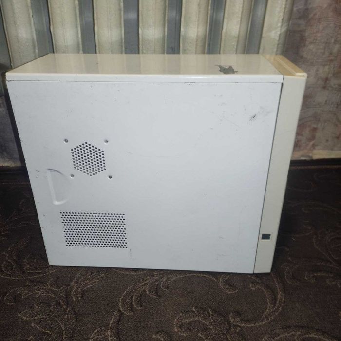 старий пк 2000 года