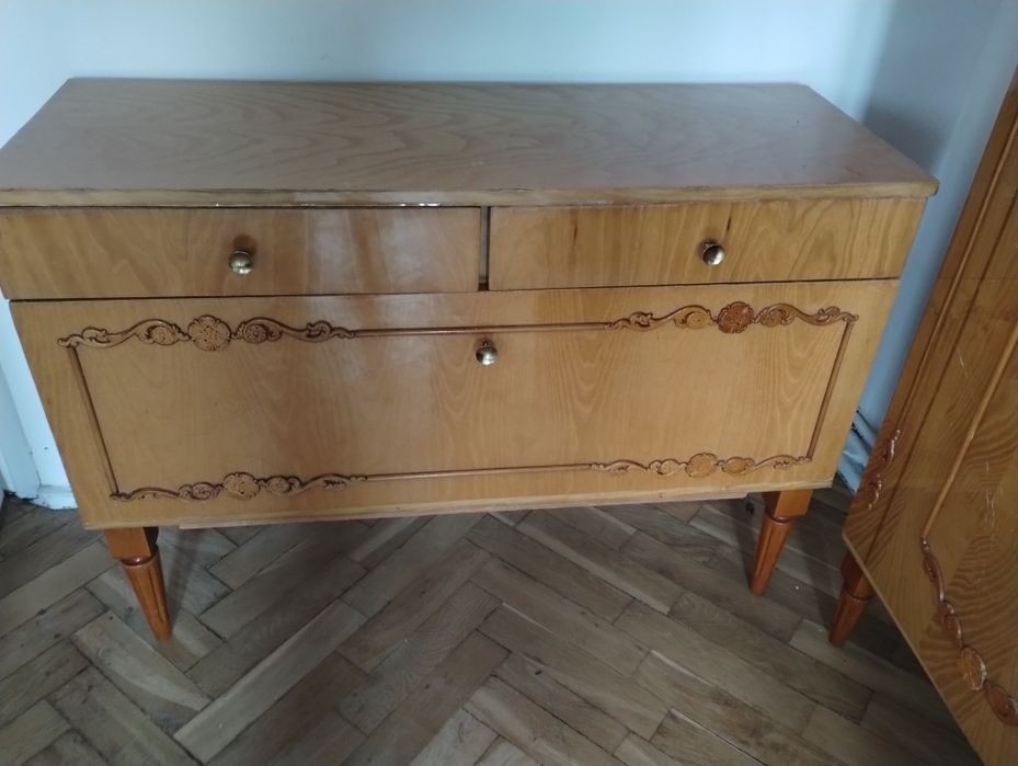 Komplet mebli do sypialni