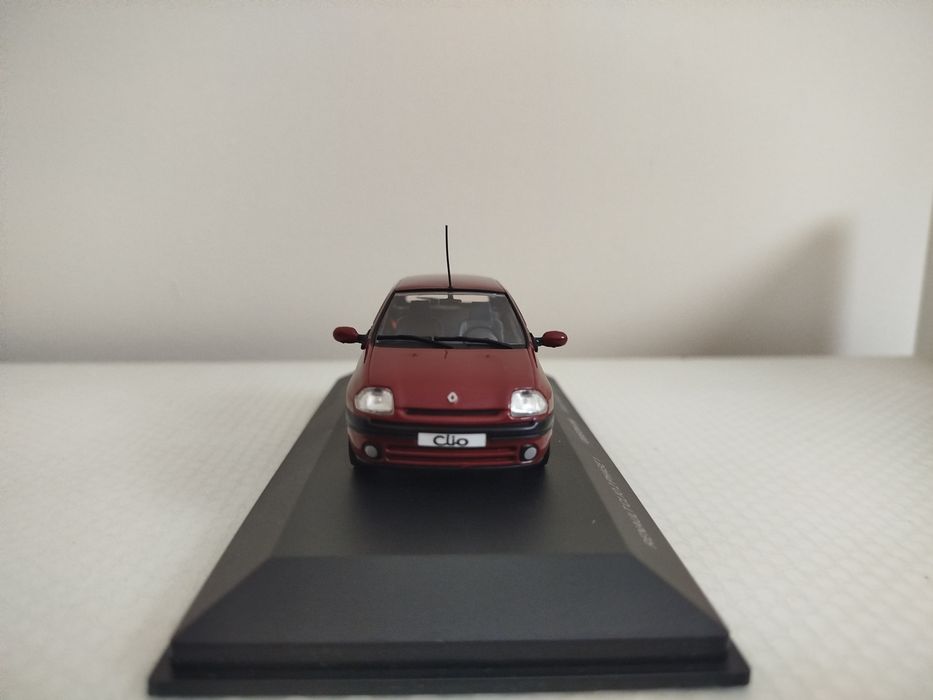 Miniatura Renault Clio II Edição Limitada 1/43 Nova