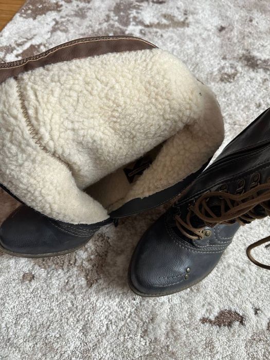 Зимові чоботи жіночі