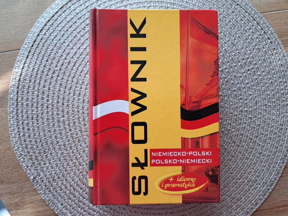 Słownik niemiecko-polski + idiomy + gramatyka