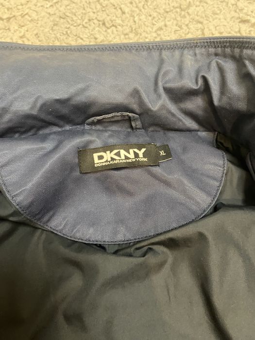 Вологостійка вітровка компанії DknY куртка чоловіча