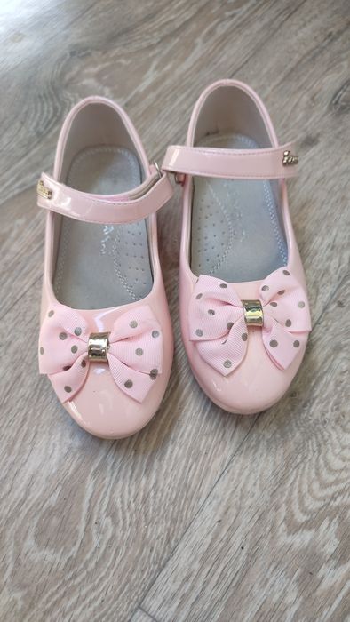 Buty dla dziewczynek