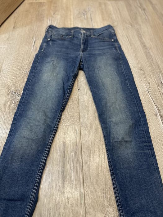 Damskie rurki jeansy