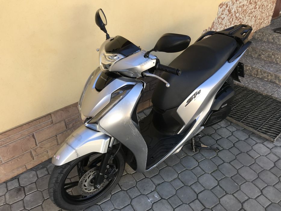 з документами HONDA SH 125 рік 2017    ne sh 150 sh300 sh350