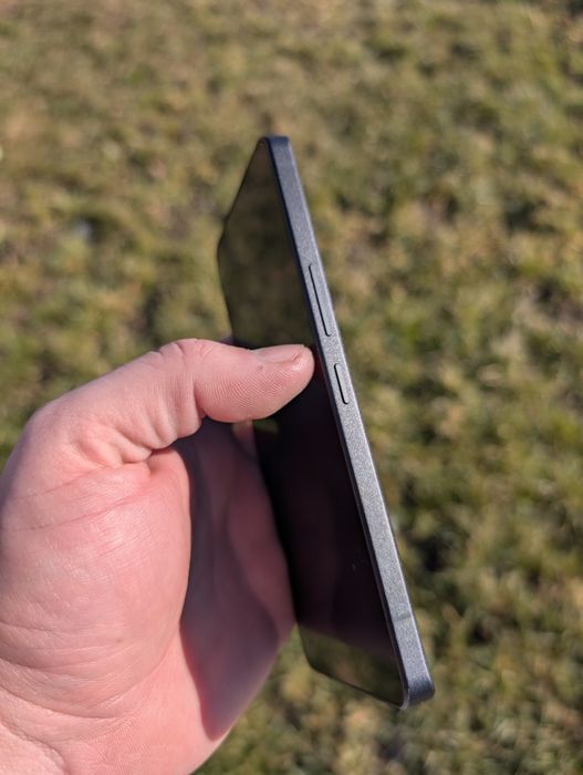 Топовий флагман sharp r8 pro з нюансом