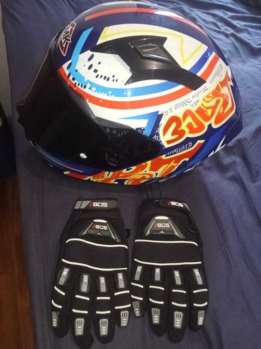 Capacete SMK semi novo tamanho M