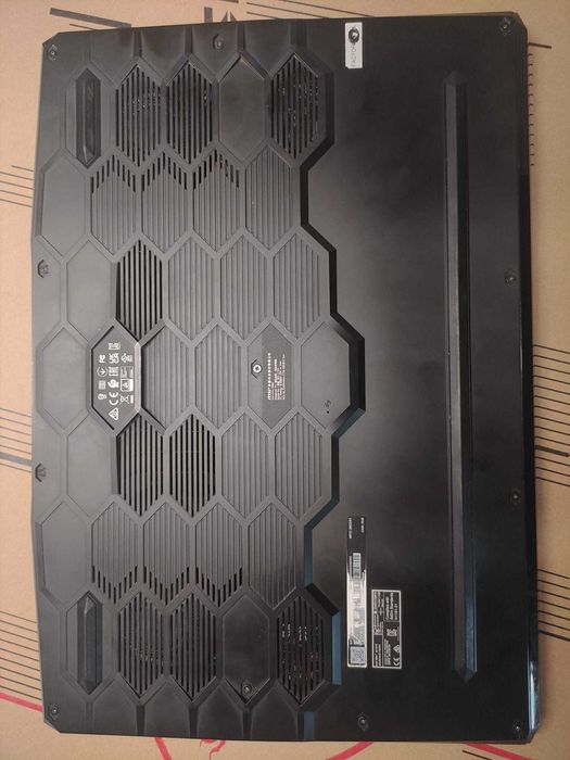 MSI GE76 Raider 12UGS-005XES - i7 | RTX 3070 TI |  32GB Ram | 2TB Nvme