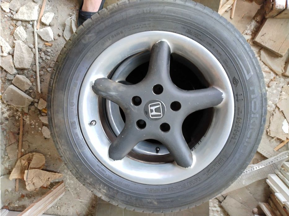 Диски Honda Toyota Mazda Mitsubishi Borbet 5*114.3 R15