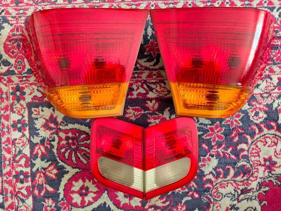 Оригінальні задні ліхтарі (стопи) BMW E46 седан (1998–2001)