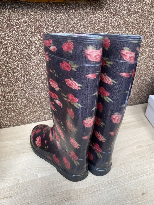Резиновые сапоги женские