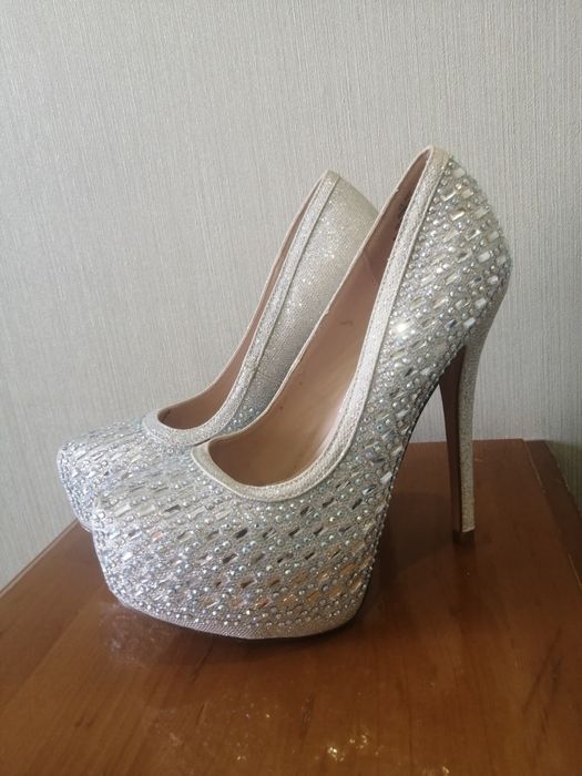 Туфлі, малих розмірів, заміри скину в повідомлення