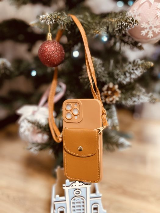 Продам чохол на IPhone 12 Promax